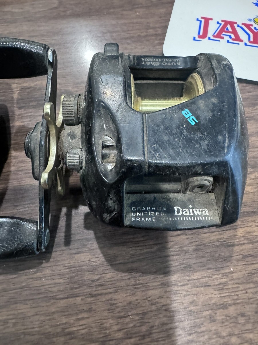 2 Daiwa Power Mesh Drive Ps2 5B Magforce Bait Caster Reels