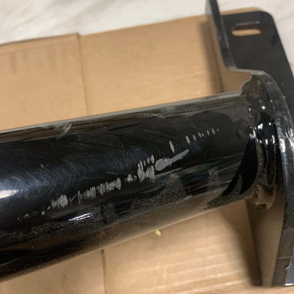 Enganche trasero de remolque Curt 13201 para Dodge Journey 09-20 Foto 4 de 4