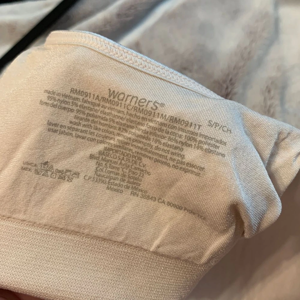 Warners Womens Small Bra RM0911A Beige Easy Does It Comfort Band Wireless Lined - Image 3 of 4