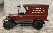 VTG 1991 UTZ Hanover Home Brand Potato Chips 1923 1/2 Ton Truck Bank