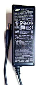 Samsung Monitor Netzteil  AD-3014 DC 14V= 2,14A 30W Hohlst. 6mm + Pin