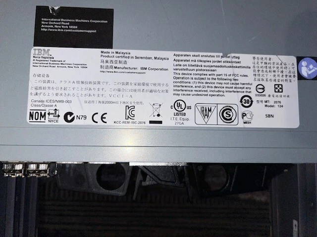 IBM 2076-124 V7000  00AR026, 2 X 00AR043, 2X 00AR097, 11X 85Y6185 WITH RAILS - Image 2 of 4
