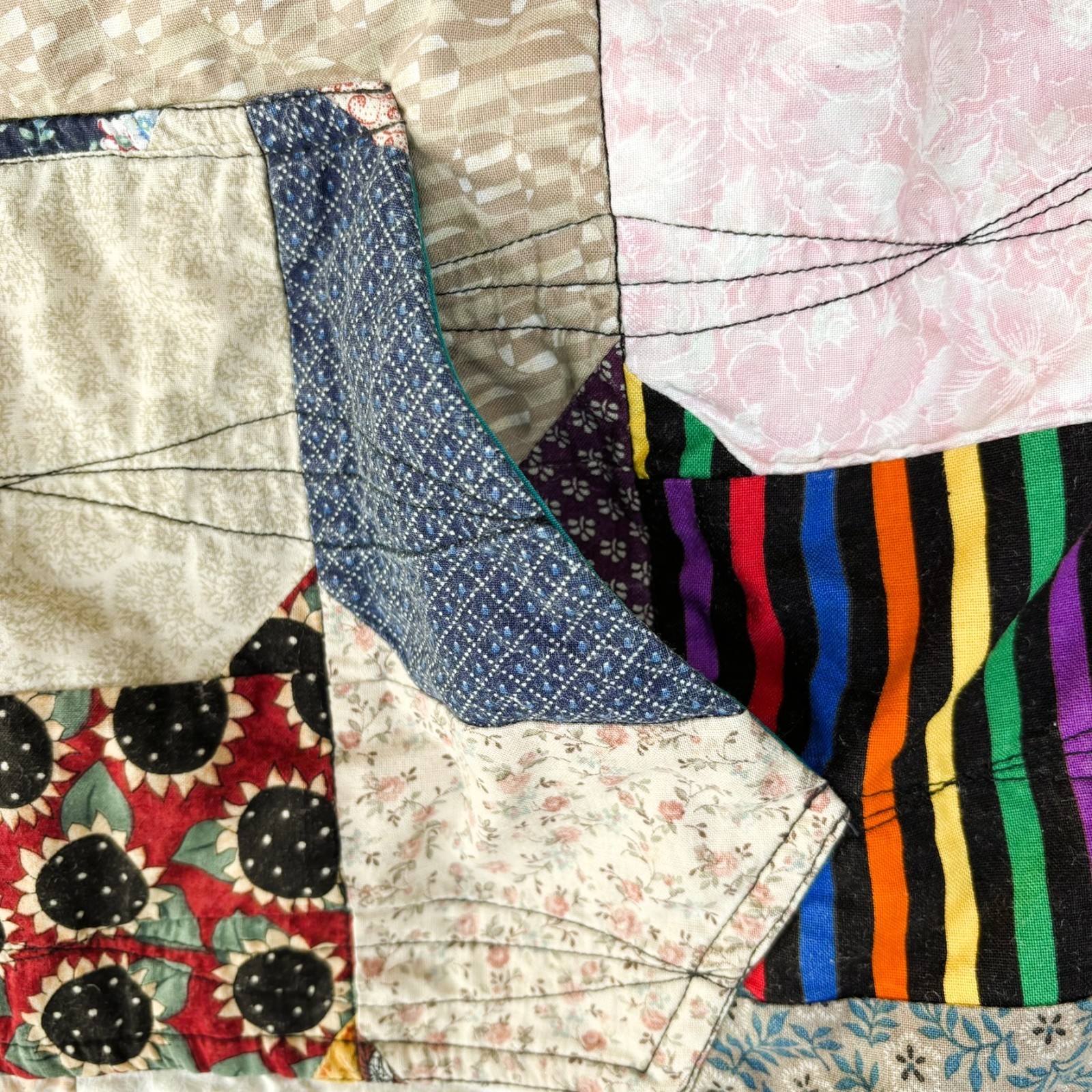 Vintage Patchwork Quilt Jacket Handmade Boho Cott… - image 11