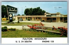 Vintage Postcard- The Travelier Motel & Restaurant Fulton Missouri MO