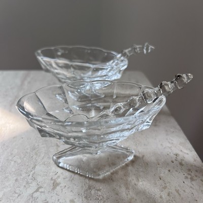 Paar Vintage Pressglas Offen Salz Dips Meister Keller Mundgeblasene Löffel Set