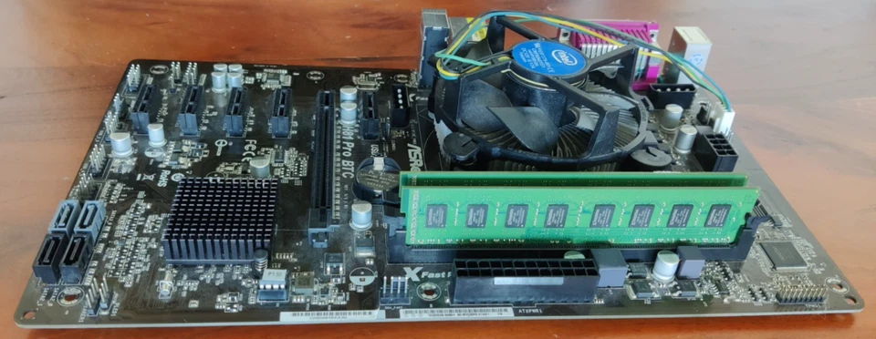 Combo ASRock H81 Pro BTC + Pentium G3240 + 4GB DDR3 testata usato ottimo - Immagine 3 di 4