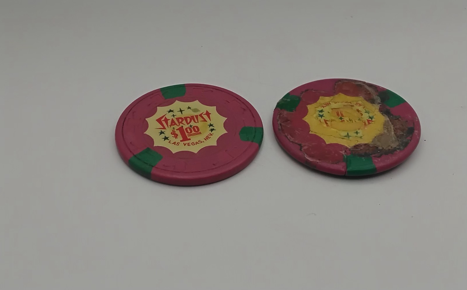 2 Vintage Stardust Casino Las Vegas $1 Chips Pink Green Old Nevada Gambling