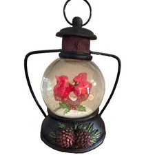 Lantern Snow Globe Red Cardinals Pinecone Base Musical Wind Up Christmas Lantern