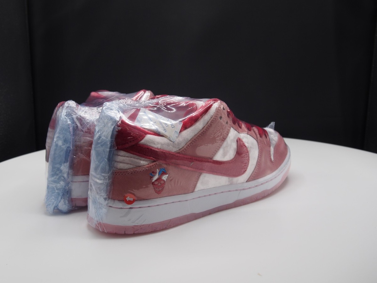 Strangelove x Nike SB Dunk Strangelove x Nike SB Dunk