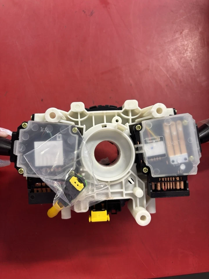 Standard Motor CBS-1363 Dimmer Switch For Kia - Image 3 of 4