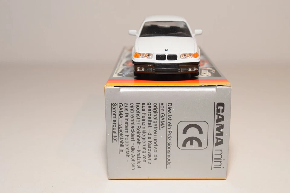 A80 1:43 GAMA 1021 BMW 325i 325 i cupé blanco sin usar, en caja 3 Foto 4 de 4