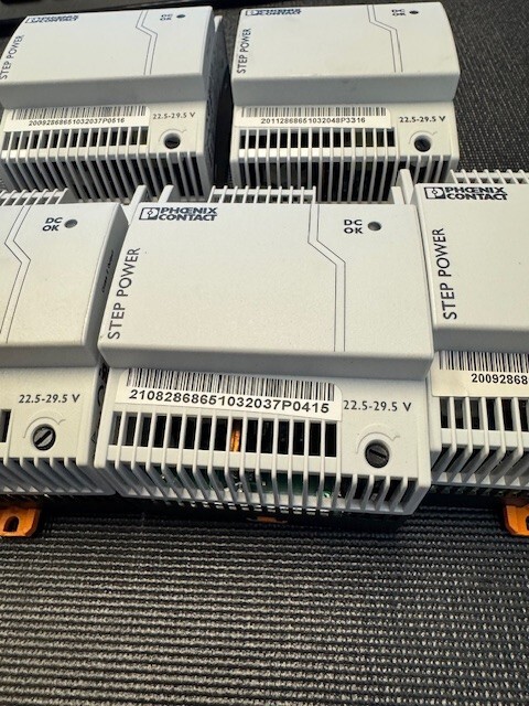 Phoenix Contact 2868651 Power Supply 24 V STEP-PS/1AC/24DC/2.5 DIN RAIL set of 5