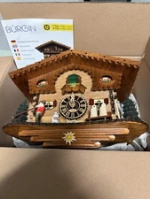 VINTAGE GERMANY Black Forest CUCKOO CLOCK