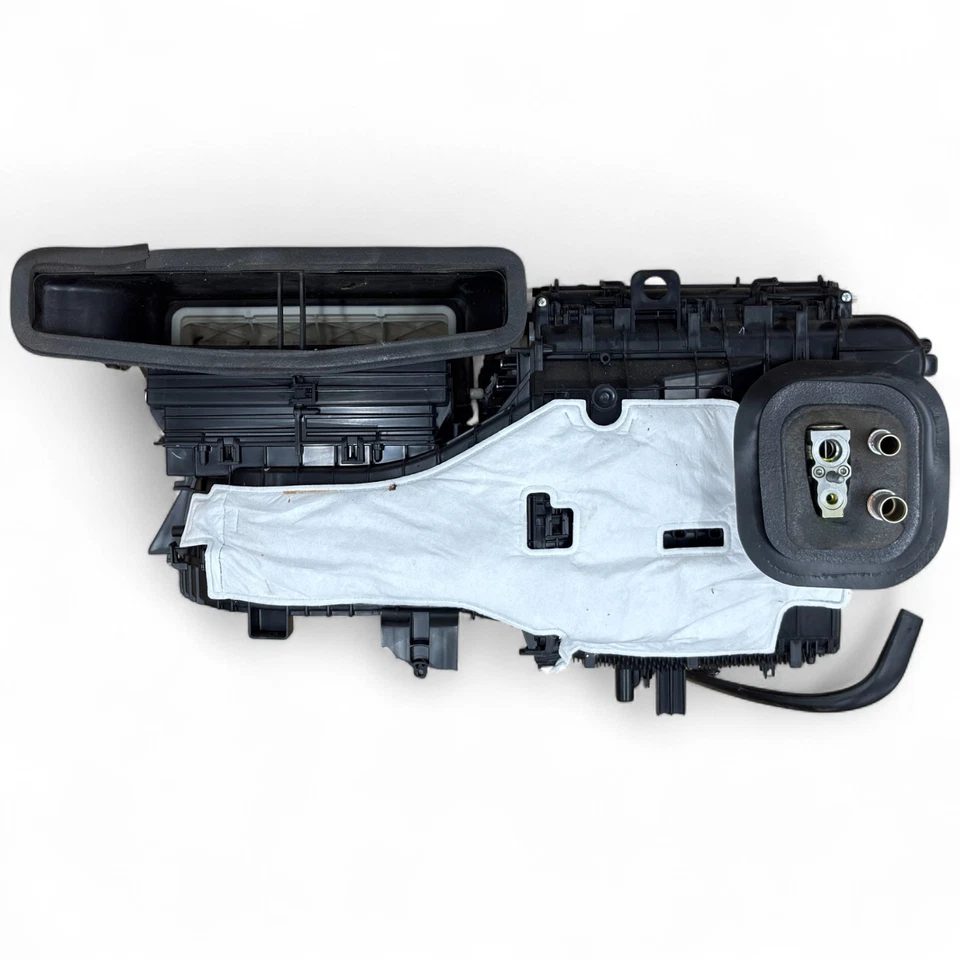 Chevrolet Malibu 2016-2022 aire acondicionado evaporador aire acondicionado calefacción soplador carcasa OEM Foto 4 de 4