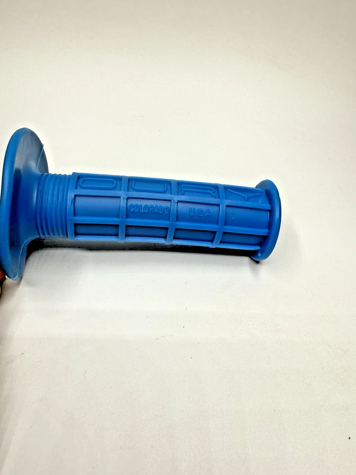 (1) Par de empuñaduras AZUL NOS OURY Motocross MX HONDA SUZUKI HUSQVARNA MAICO CZ YAMAHA Foto 4 de 4