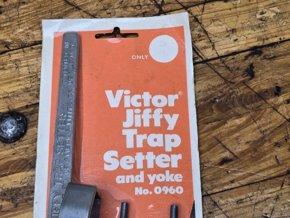 Vintage NOS Victor Jiffy Trap Setter And Yoke No 0960 Onieda Conibear Newhouse - Image 4 of 4