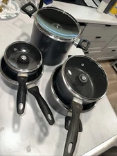 T-fal 17-Piece Pots And Pan