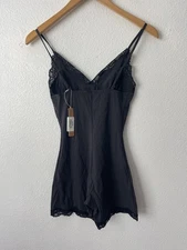 Skims Fits Everybody Lace  TRIANGLE ONE Piece Onyx Black Sz Medium OS-ONS-6690W 