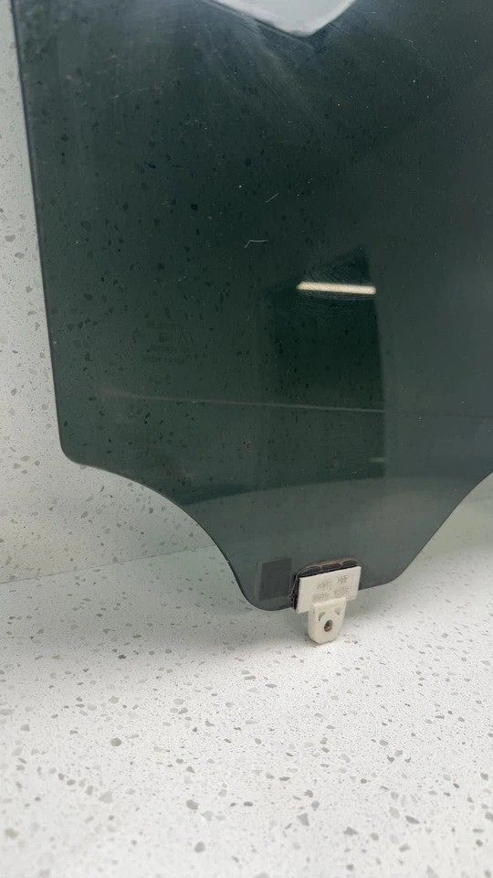 03 04 05 06 07 08 INFINITI FX SERIES Rear Door Glass/window Infiniti Right - Изображение 3 из 4