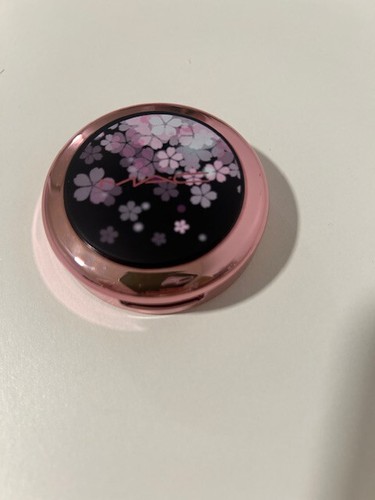 MAC Look Don't Touch Extra Dimension Blush - Lightly Touched - SEE PHOTOS - Picture 8 of 8