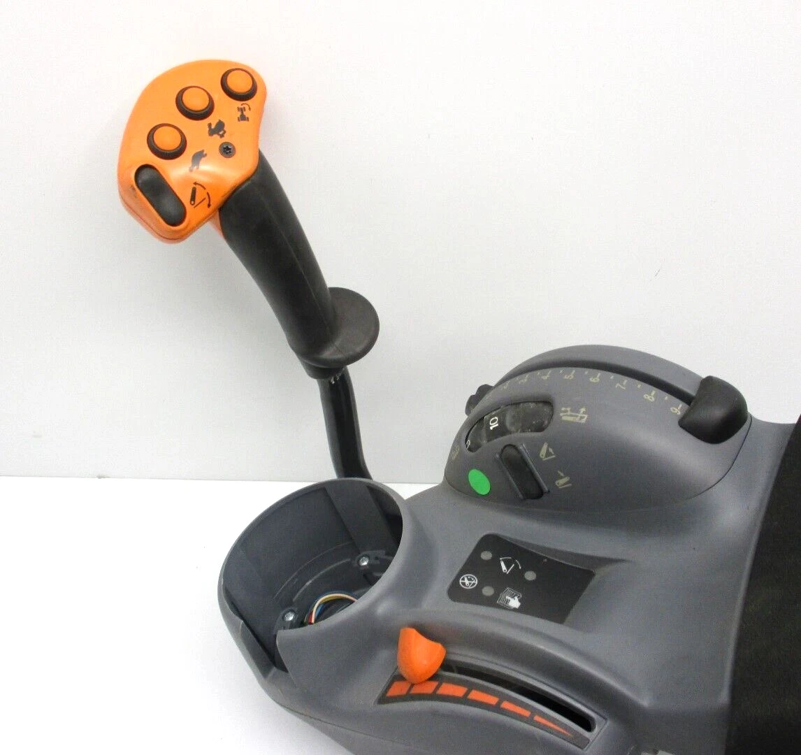 87631907 Electronic Armrest & EDC Control Fits New Holland  