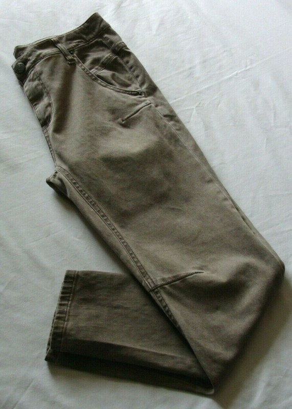 BDG Faded Olive Green "RELAXED TAPERED" Pant Sz 25 (25 Inch Inseam)