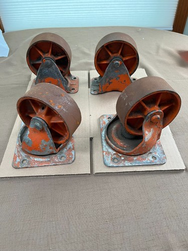 Bassick Dolly 4er Set passende schwenkbare Stahlgussräder antik robust