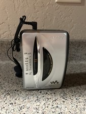 SONY Walkman WM-FX195 Cassette Player  AM/FM Radio, Radio Works READ