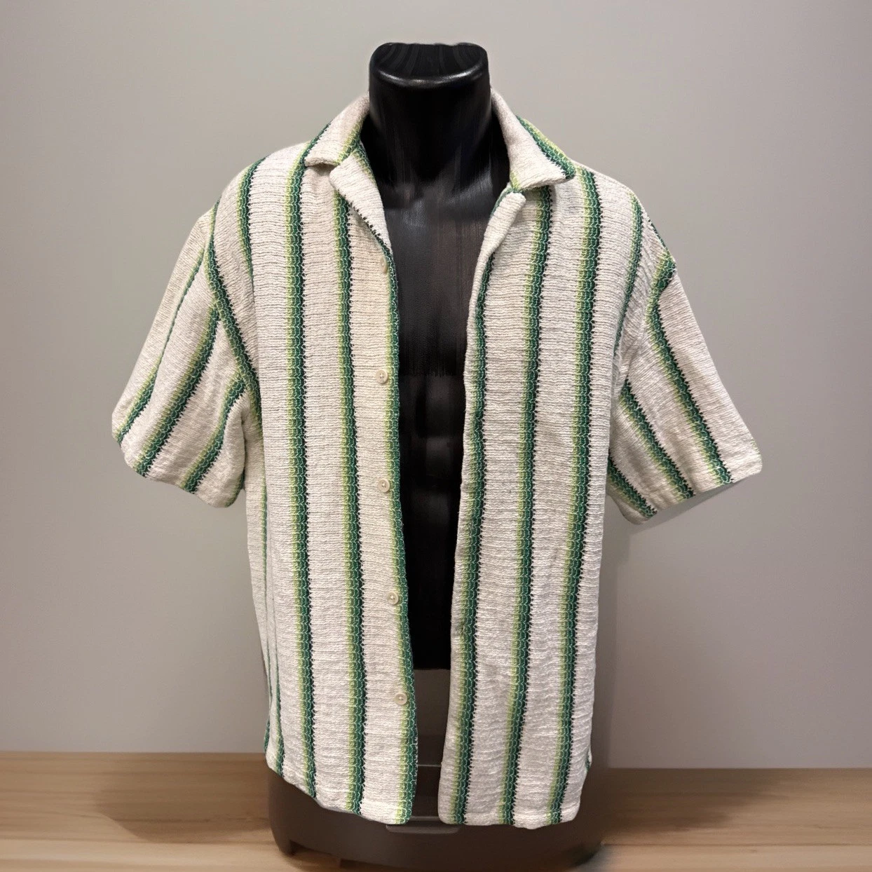 Zara Mens Textured Knit Short Sleeve Button Down Shirt Size L Stripe Resort