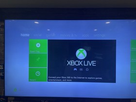 Xbox 360 S Slim 4GB 1439 Console - W/ Kinect Camera, Controller  & 2 Games