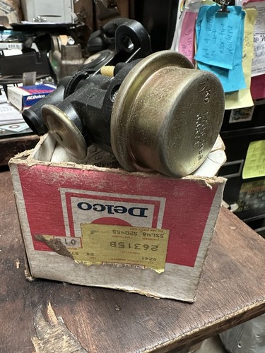 NOS 17062989 1976 1978 Delco GM Diverter Valve Cadillac Chevrolet Buick Camaro