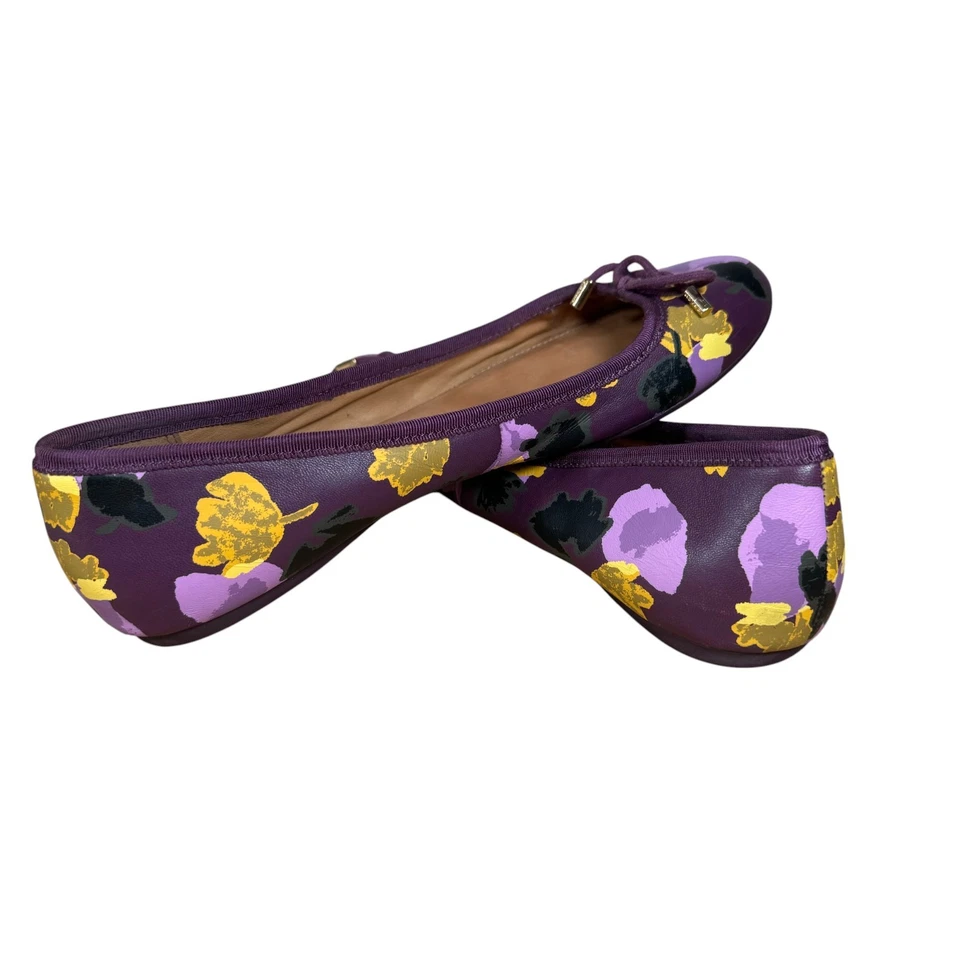 Zapatos planos florales Coach Lara talla 9B ciruela Q8112 de cuero genuino con clase Foto 3 de 4