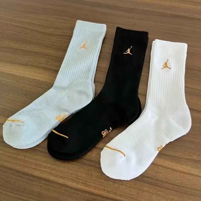 3 Pairs Air Jordan Crew Socks: Men's-Women's Everyday, Size S-L Christmas Socks - Image 4 of 4