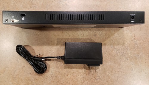 NETGEAR GS316 16-Port Gigabit Ethernet Network Switch - Picture 5 of 5