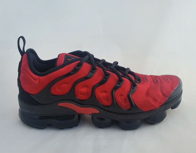vapormax plus red black