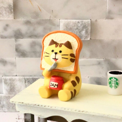 Bread Jam Cat/Concombre DECOLE/Hand painted Home Decor/Gift for Cat lovers