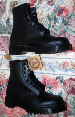 Dr. Martens MONO Leather Doc 27032 ALL BLACK SMOOTH UNISEX US SIZE