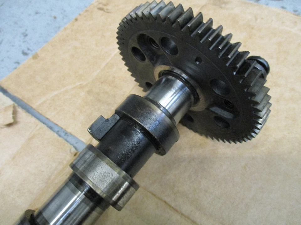 Árbol de levas de admisión de motor BMW 335d tracción trasera M57 09-11 11317791579 Foto 3 de 4