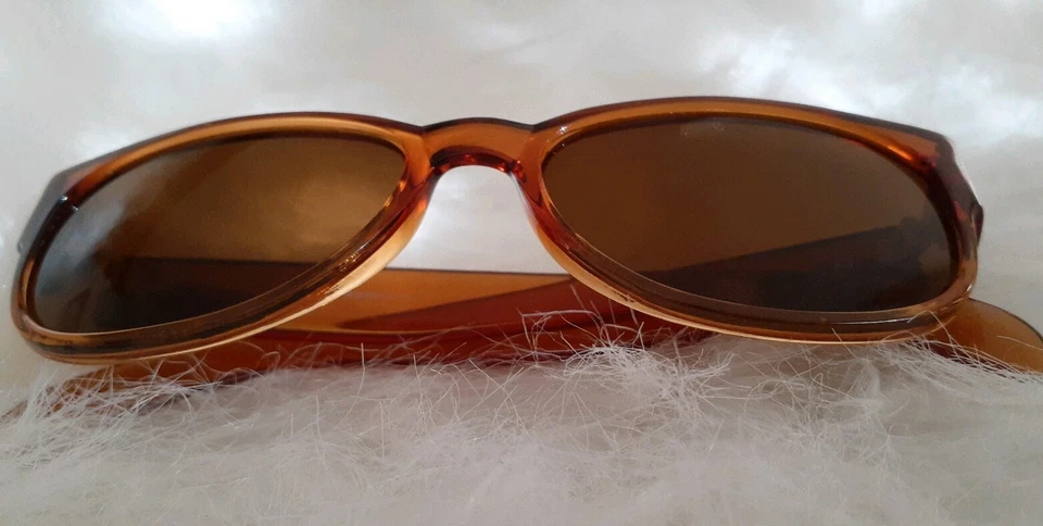 Vintage Ladies Sunglasses Visual Scene 99ND319 6002ND Brown Yellow Oval RARE - Image 3 of 4