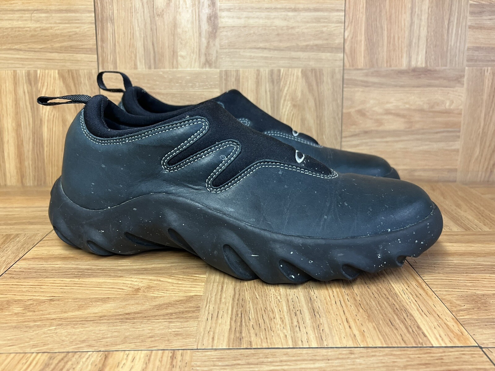 RARE🔥 Oakley Arrowhead Slip On Sport Shoe 11.5 Men's Saw Teeth Flesh Slide image 2
