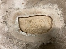 FIBREGLASS LATEX MOULD FOR A SMALL WELCOME PLAQUE STONE GARDEN ORNAMENT