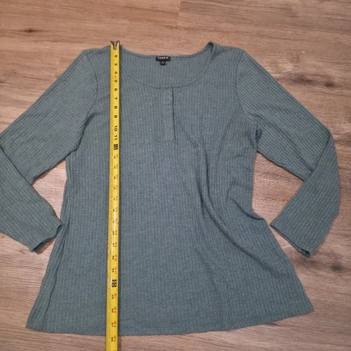 Torrid Sage Green Waffle Ribbed Knit Long Sleeve Henley Top Plus Size 2 2X... image 2