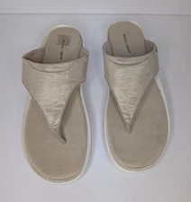 Easy Spirit Rift Slip-On Thong Sandal Beige Stone Sz 11M EUC