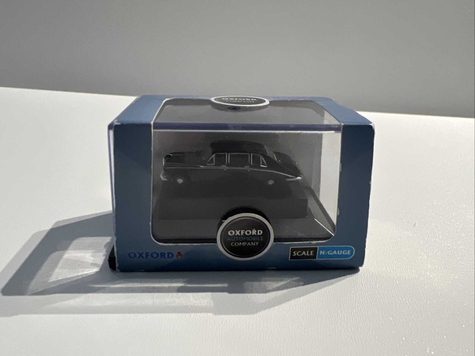 Oxford Diecast NDS006 Daimler DS420 Limousine Black N Gauge