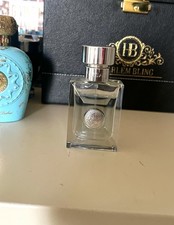 Versace Pour Homme Eau de Toilette 1 oz Spray 90%