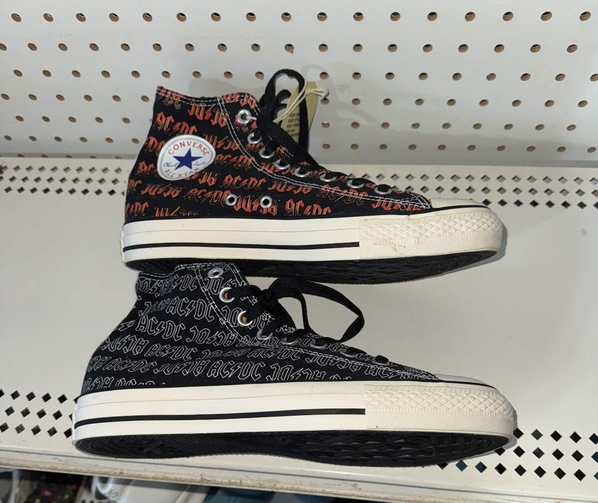 RARE 2009 Converse Chuck Taylor All Star High AC/DC Shoes  display picture 2