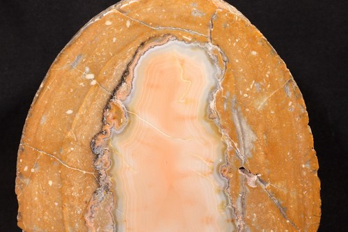 Large Old Collection Agate Pink Orange from Fairburn Agate region, South Dakota - Picture 3 of 7