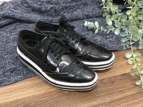 AUTH PRADA Black espadrille jute 