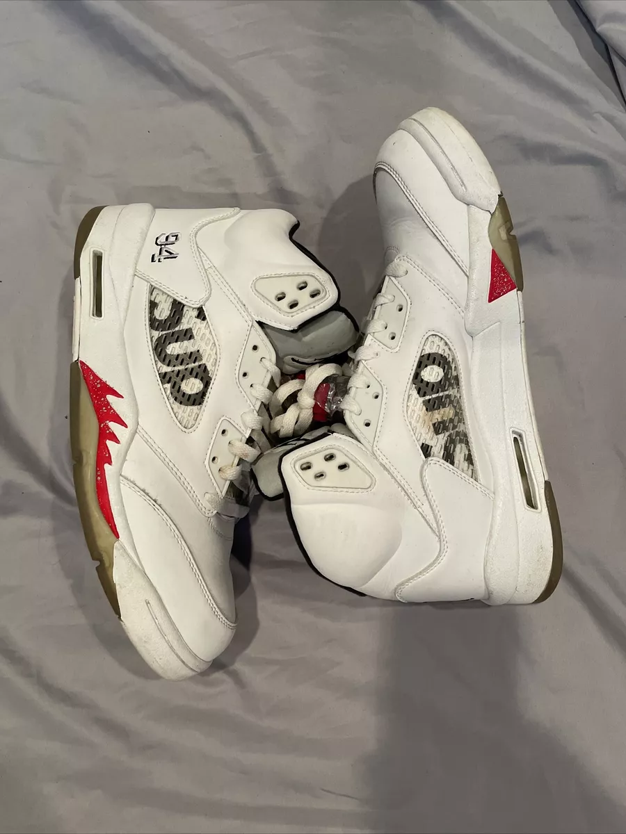 Supreme Air Jordan 5 Retro Size 11 in White