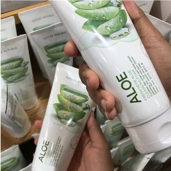 Espuma limpiadora de hierbas frescas Nature Republic 170 ml #Espuma limpiadora hidratante de aloe Foto 3 de 4